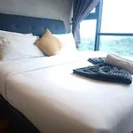 8Pax Green View Next To Kl118 Chinatown N Train Station