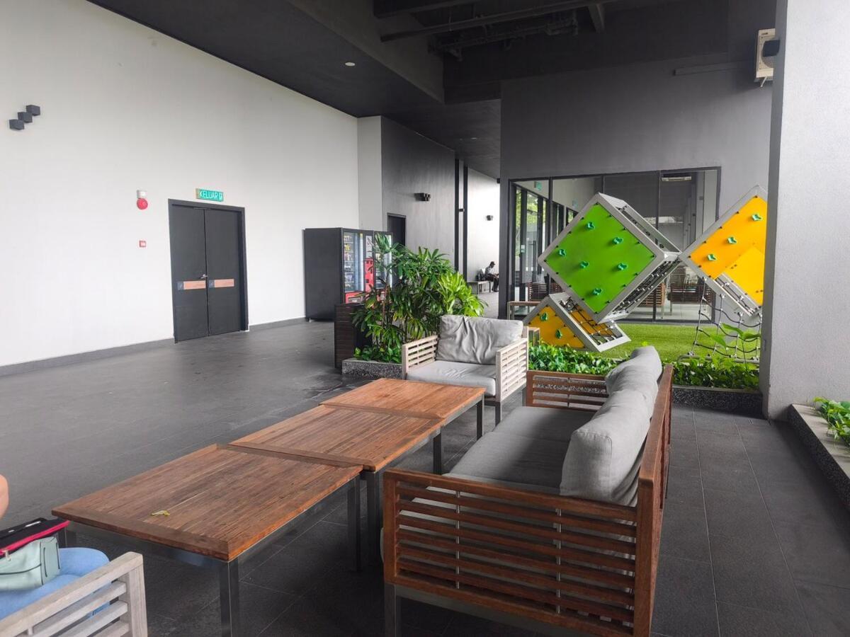 8pax View Next To Kl118 Chinatown N Train Station Pangsapuri *
